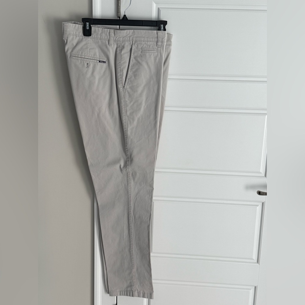 johnnie-O Light Gray Chinos